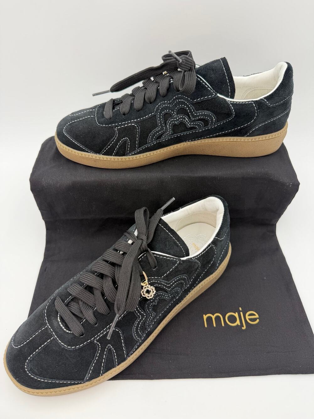 Maje Low Profile Sneakers Black Suede Size 39 / 9 Retro Contrast Stitching
